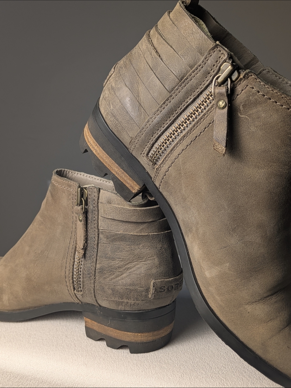 Sorel Lolla Cut-Out Ankle Boots Practical Quiet Luxury Everyday Essential Urban